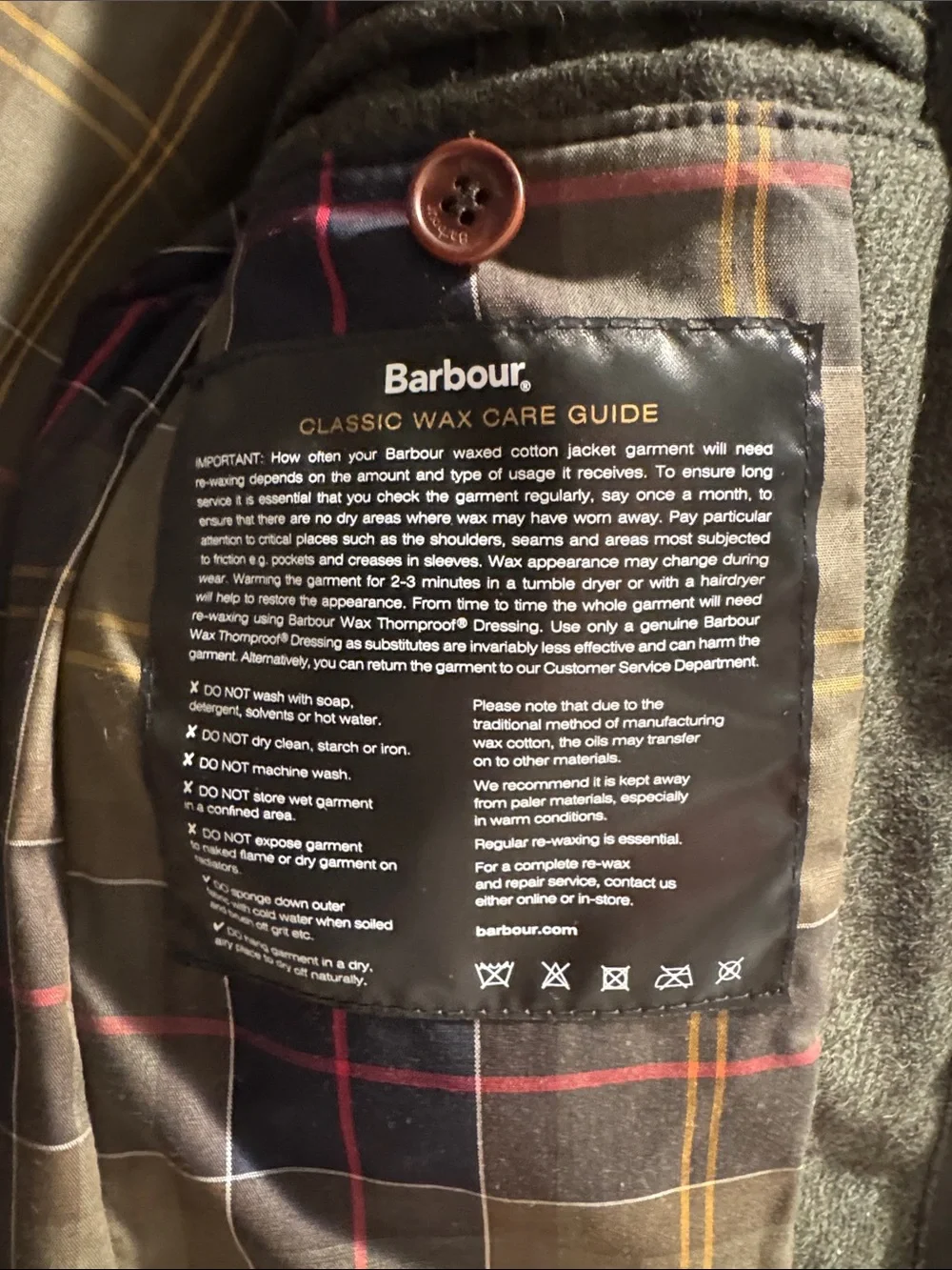 Barbour Waxed Cotton Beacon Sports Jacket with Tartan Lining